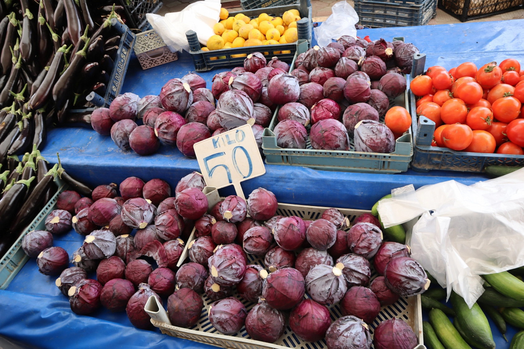 Bu hafta pazarda mor ve beyaz lahana zam şampiyonu oldu! İşte Güncel Meyve ve Sebze Fiyatları!