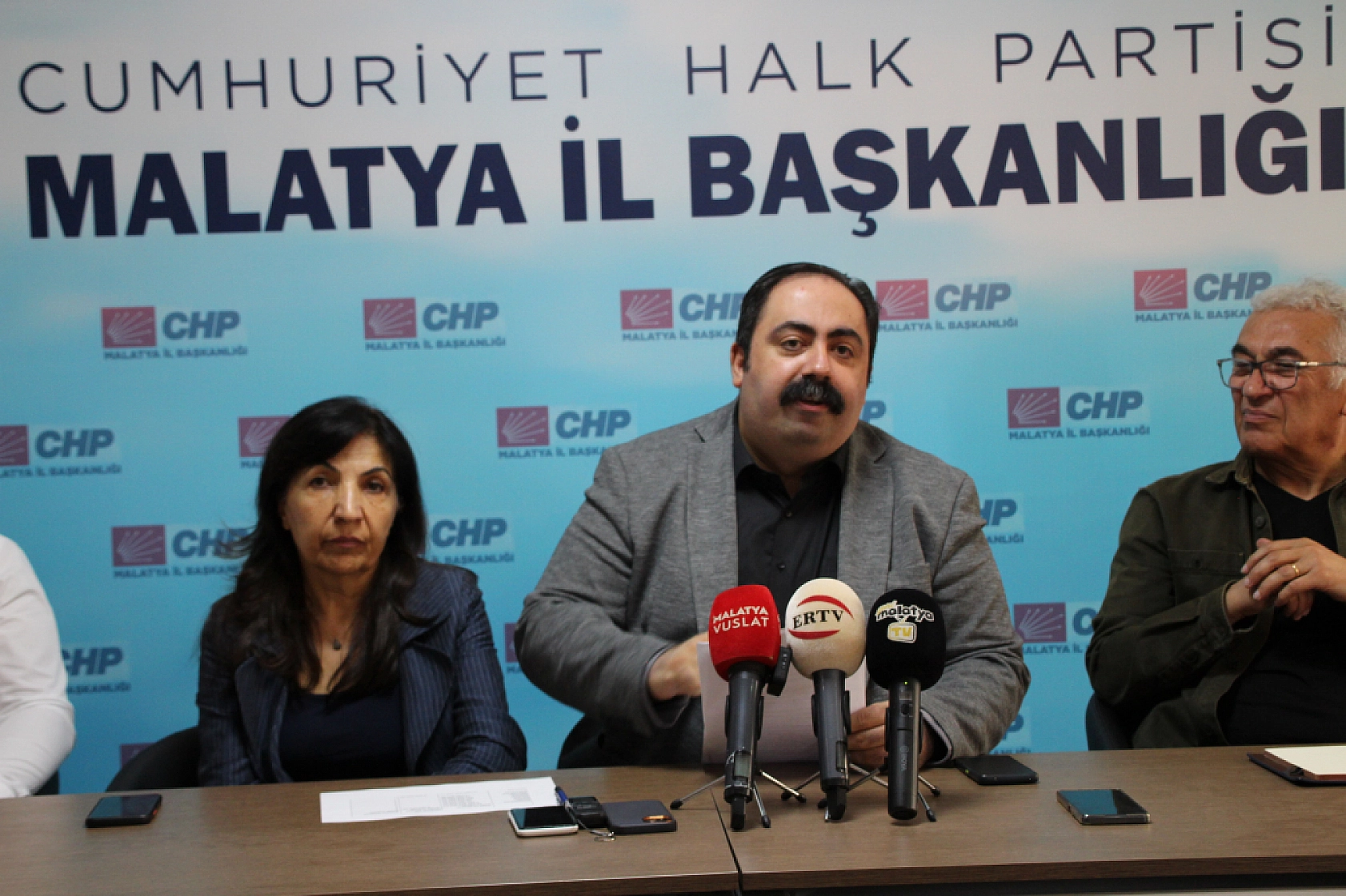 Büyükşehir her vatandaşa 30 bin TL borçlu!