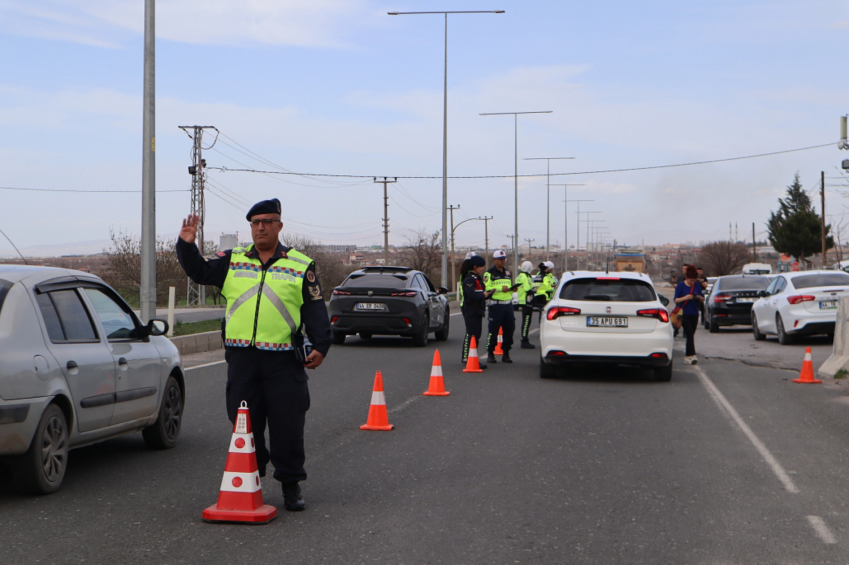 Bakan net mesaj verdi: Gündemde af yok!