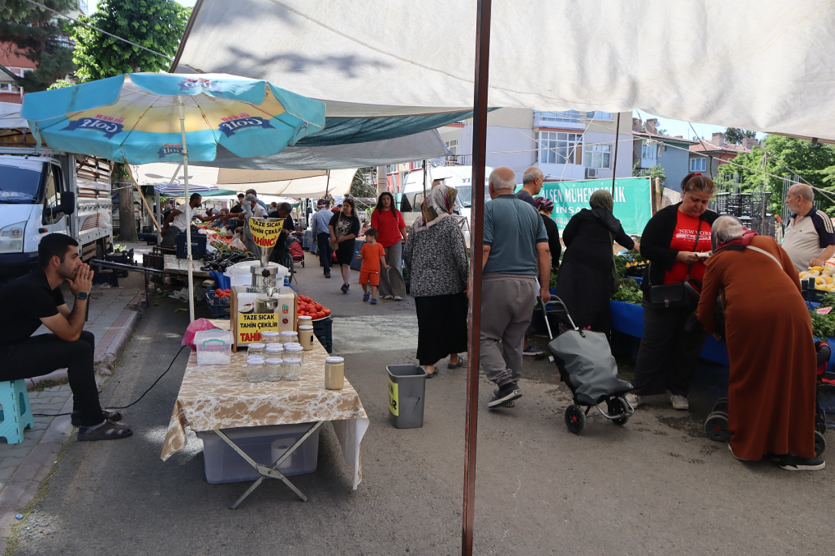 Malatya pazarlarında fiyatlar eriyor: Domates 30, salatalık 15 liraya düştü!