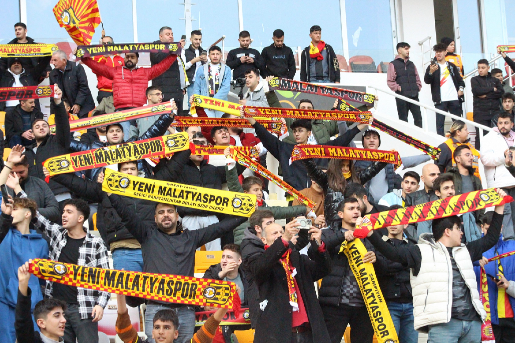 Maç İçin Geldi, Malatya'nın Haline Duyarsız Kalamadı: 'İkinci Planda Bırakılmış'