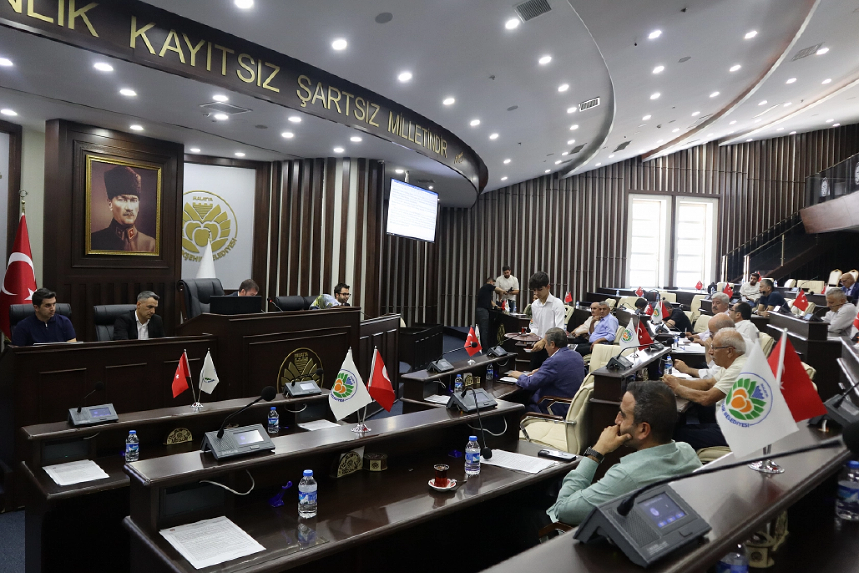 Başkan Er'e 5,7 Milyarlık Borçlanma Yetkisi! Faiz Yükü Hafifleyecek Mi?