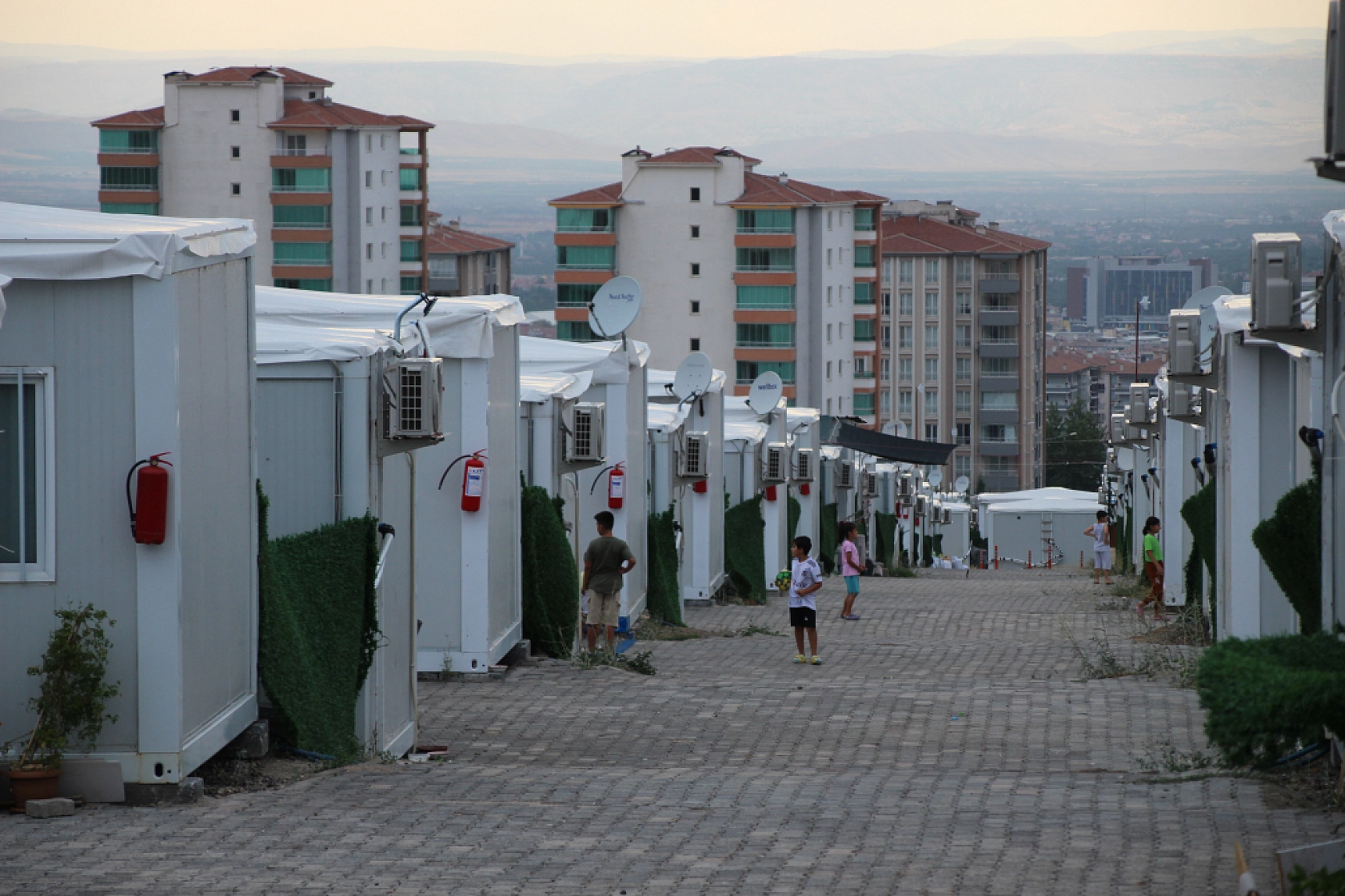 Malatya'da Kayıt Karmaşası! Tek Konteynerde 6 Ailenin Kaydı Bulundu!