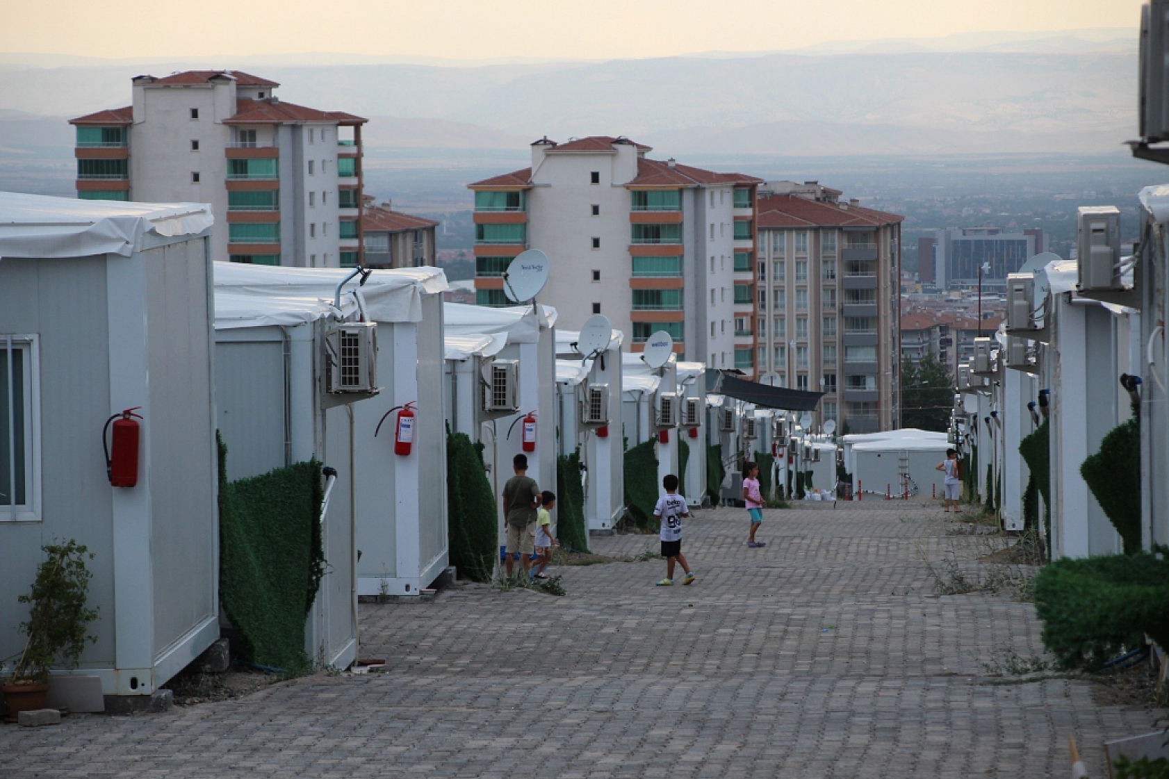 Malatya'da Kayıt Karmaşası! Tek Konteynerde 6 Ailenin Kaydı Bulundu!