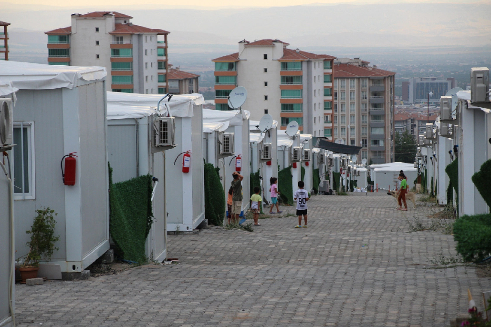 Malatya'da Kayıt Karmaşası! Tek Konteynerde 6 Ailenin Kaydı Bulundu!