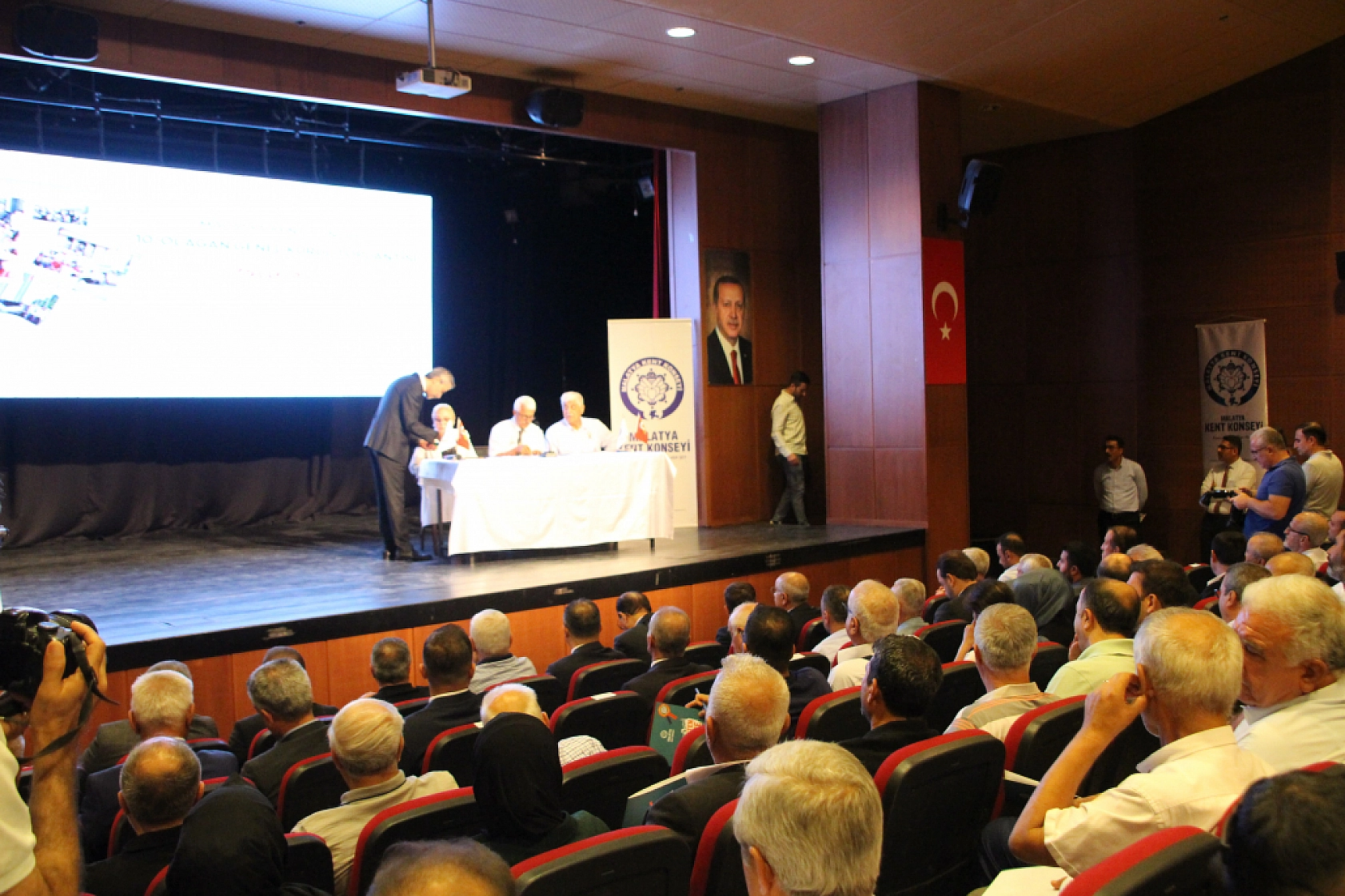 'Malatya'da Yeni Bir Dönem: Kent Konseyi'nin Yeni Başkanı Belli Oldu'