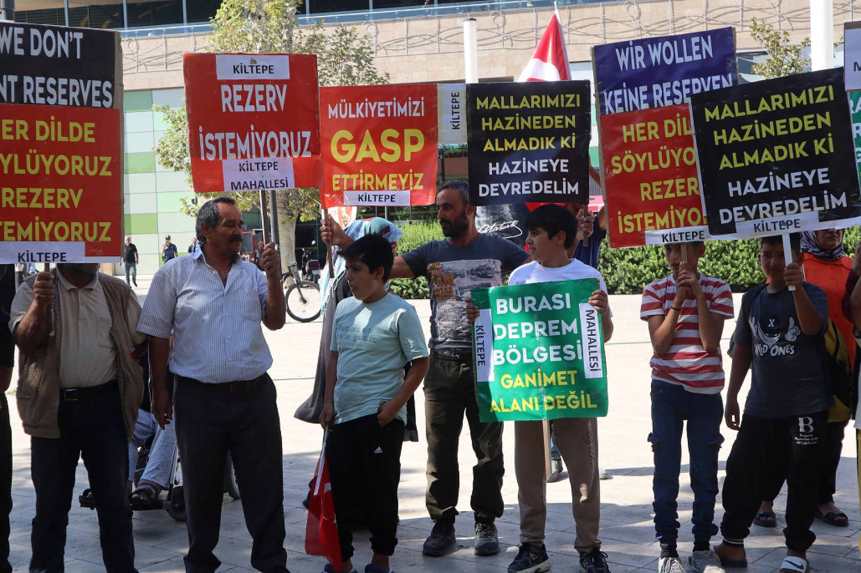 Malatya'da Rezerv Alan İsyanı: Çevre, Şehircilik Bilgilendirmek Yerine Vatandaşı Mı Kovdu! 