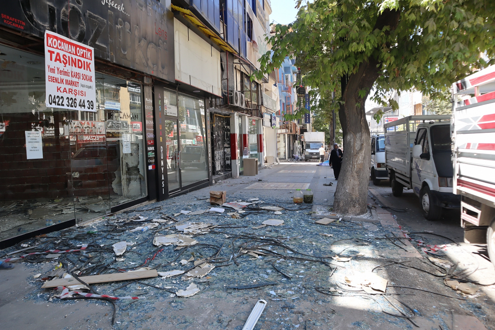 Malatya Kışla Caddesi'nde Yaşananlar: Yıkım Başladı, Esnaf Direniyor!