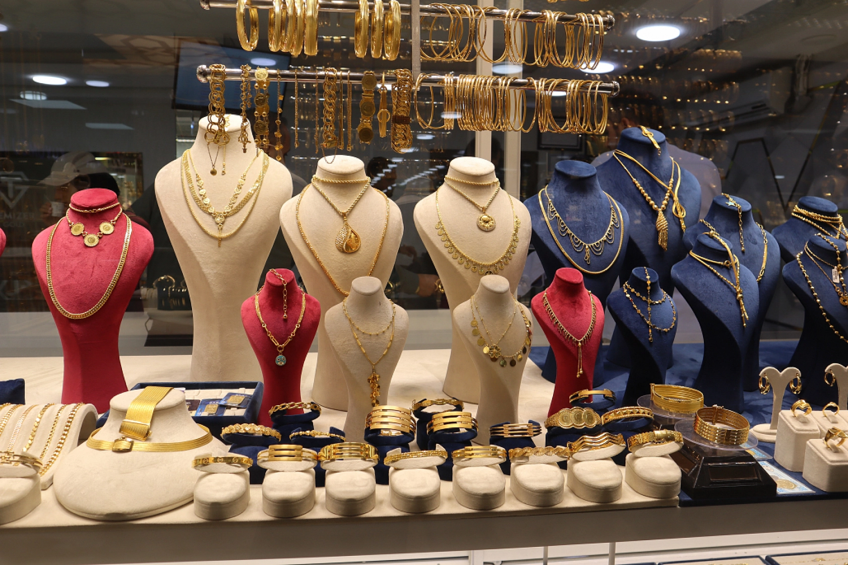 Altının Ateşi Sönmüyor, Fiyatlar Uçuyor... Yükseliş Sürecek Mi?