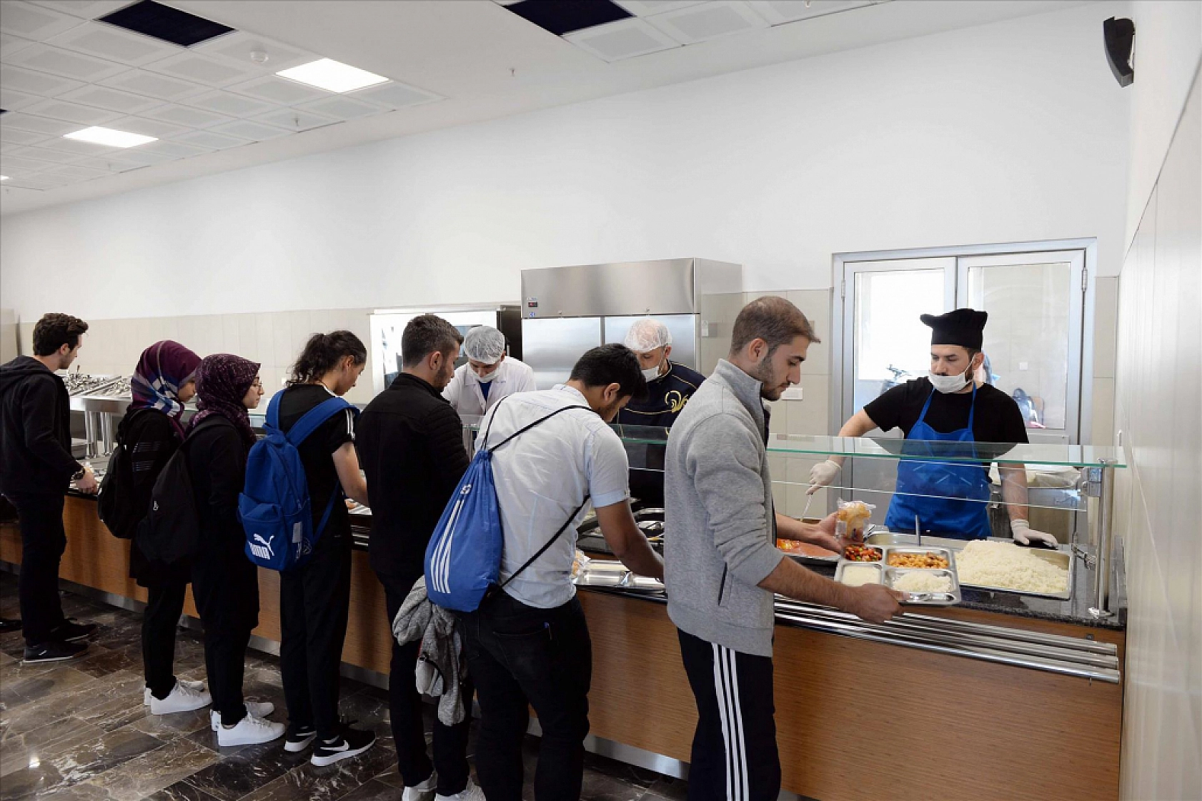 Ekonomik Zorluğun Gölgesinde Öğrenci Olmak: Üniversiteliler Çalışmak Zorunda!