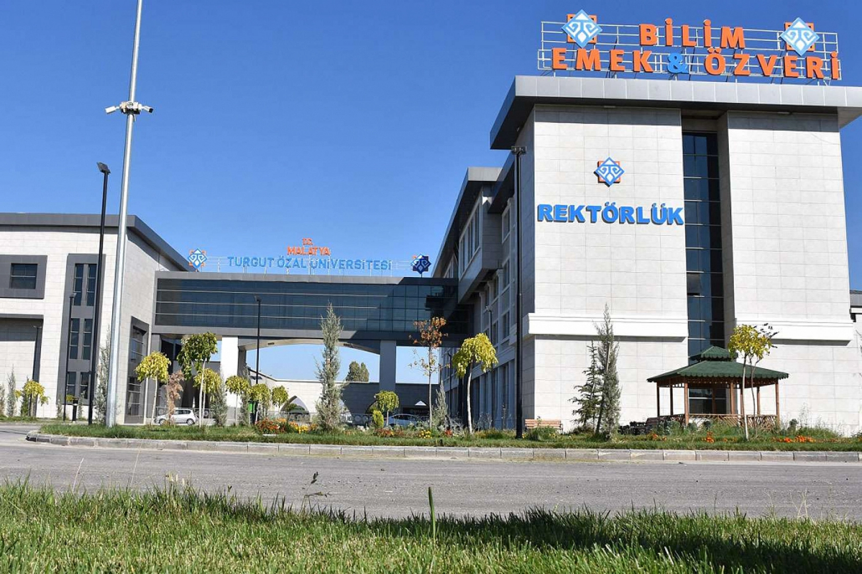 Malatya Turgut Özal Üniversitesi öğretim elemanı alım ilanı