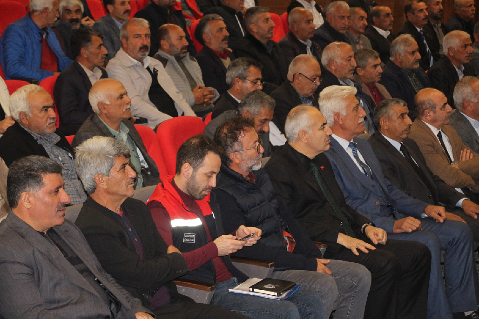 Et Fiyatlarındaki Düşüş Tüketiciye Yansımıyor! Aracılar Kazanıyor, Üretici Zararda, …!