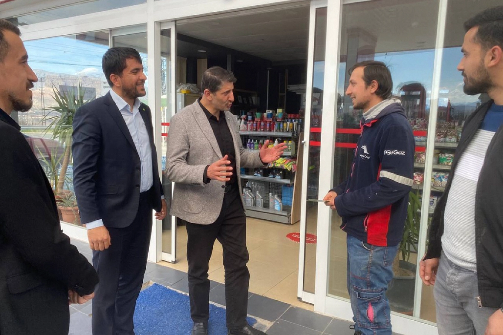 Dönmezer'den esnafa ziyaret