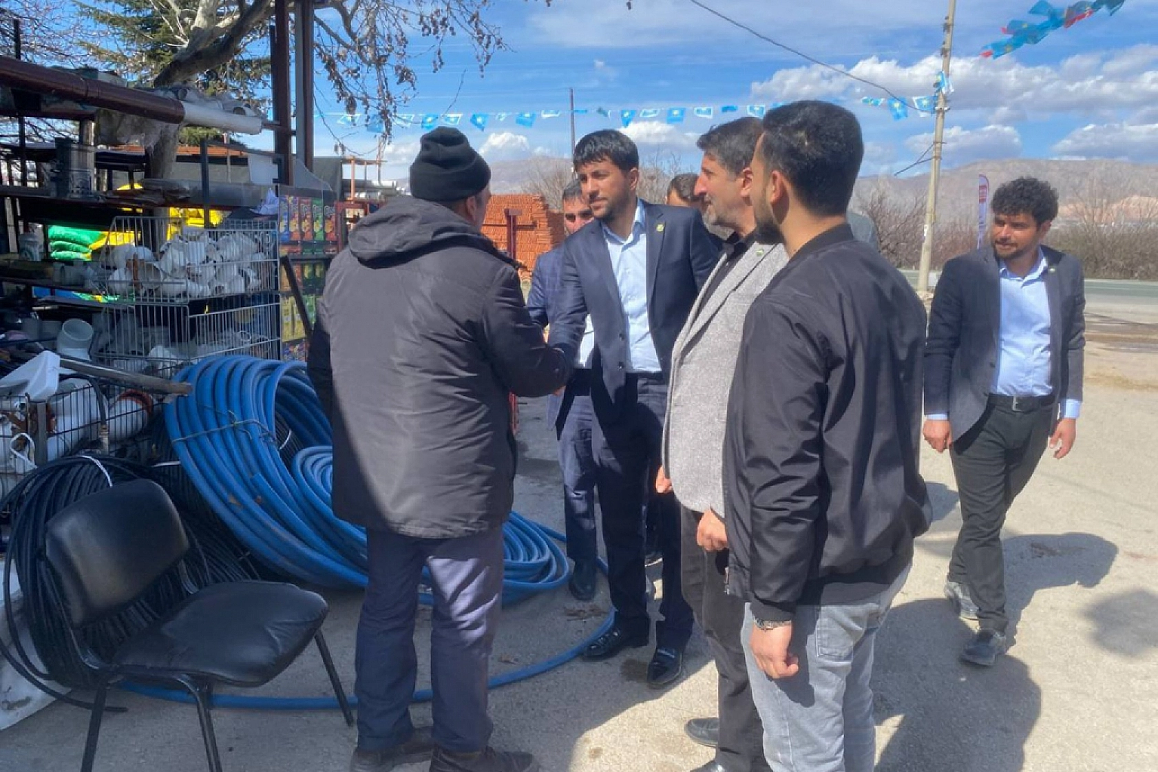 Dönmezer'den esnafa ziyaret