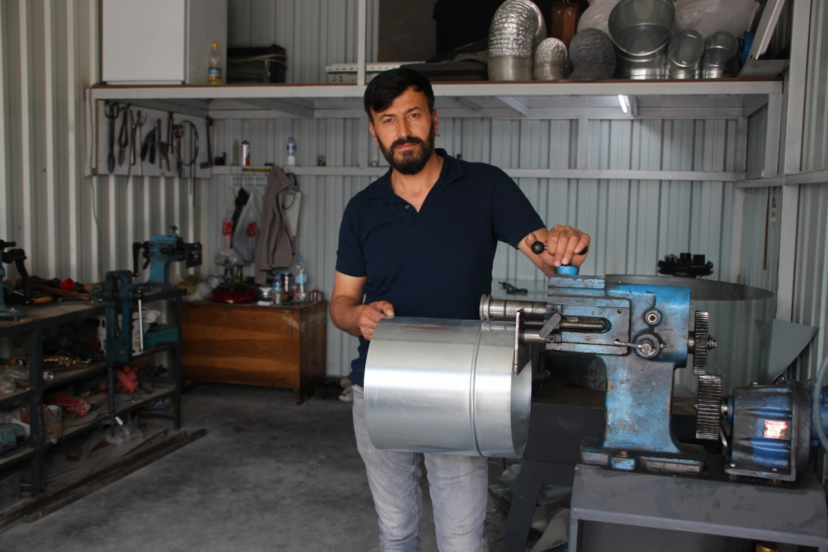 Deprem Sonrası Esnaf Yalnız Bırakıldı: 'Sorunlar Çözülsün!'