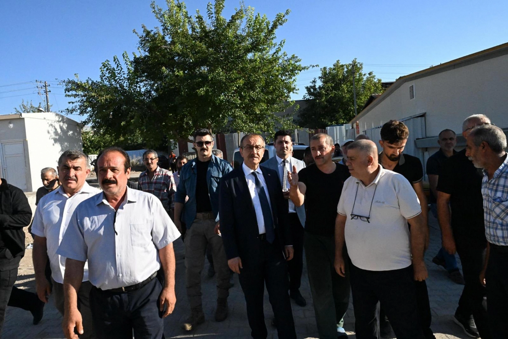 Malatya'da Orta Hasardan Ağır Hasara Dönen Yapıların Yıkım Hızlanıyor Mu..?