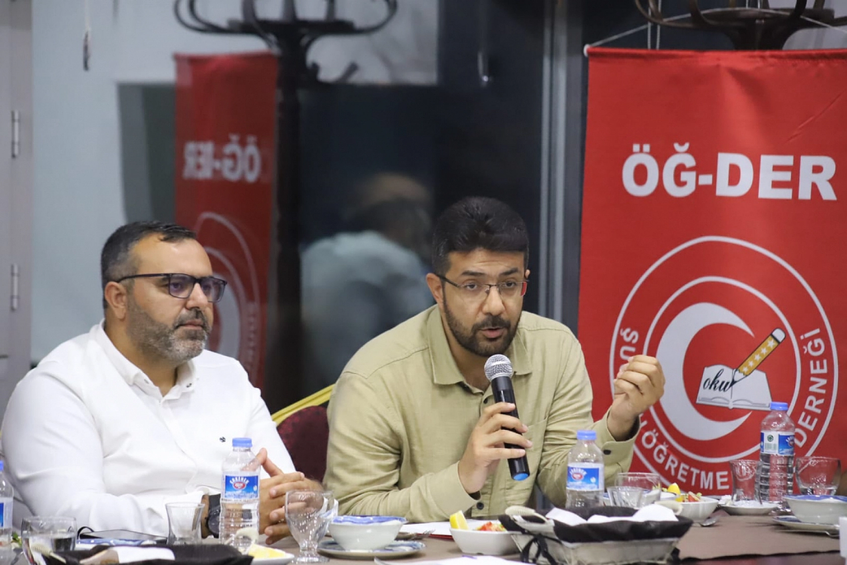 Zorunlu Eğitim Süresi Kısaltılmalı Mı? Öğrenciler Uzun Eğitim Sürecinden Nasıl Etkileniyor? Öğretmenlerin Düşünceleri Neler? İşte Yanıtı…