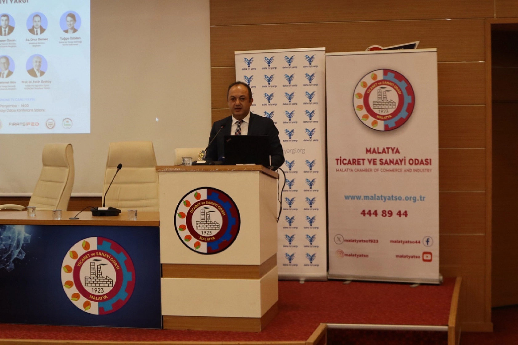 Malatya'da İhracat Geriledi: Deprem ve Hukuk Sorunu Ekonomiyi Vurdu!