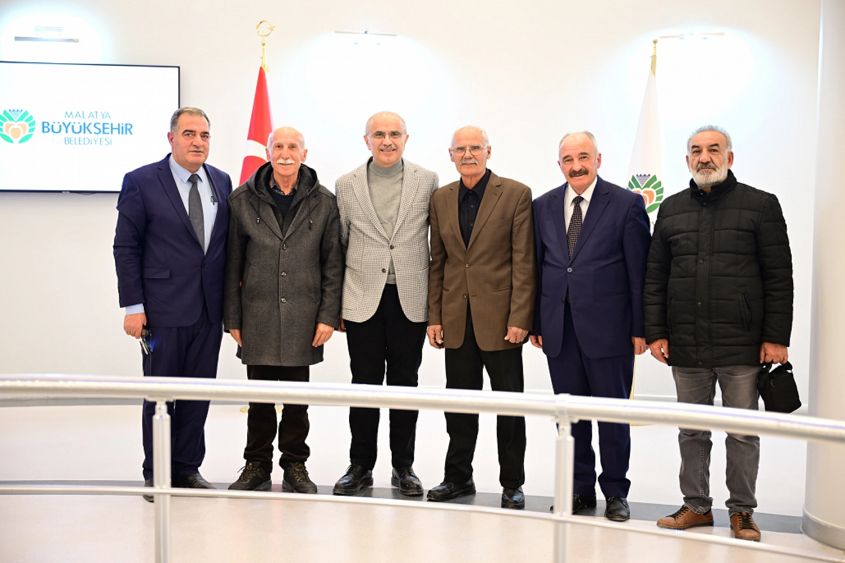 Malatyalı Emekliler Taleplerini Tek Tek Sıraladı! Emekliler Destek Arayışında