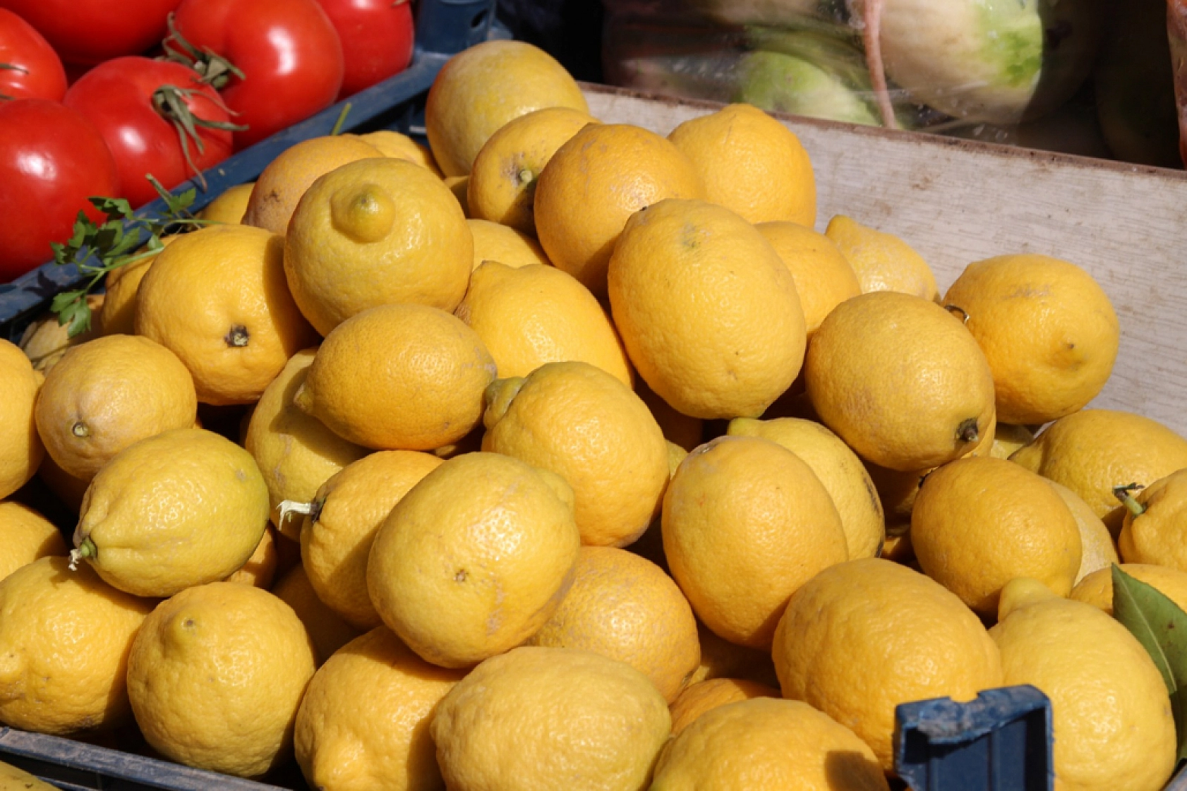 Soğuk Havalar Meyve ve Sebzeyi Vurdu: Fiyatlar İki Kat Zamlandı…