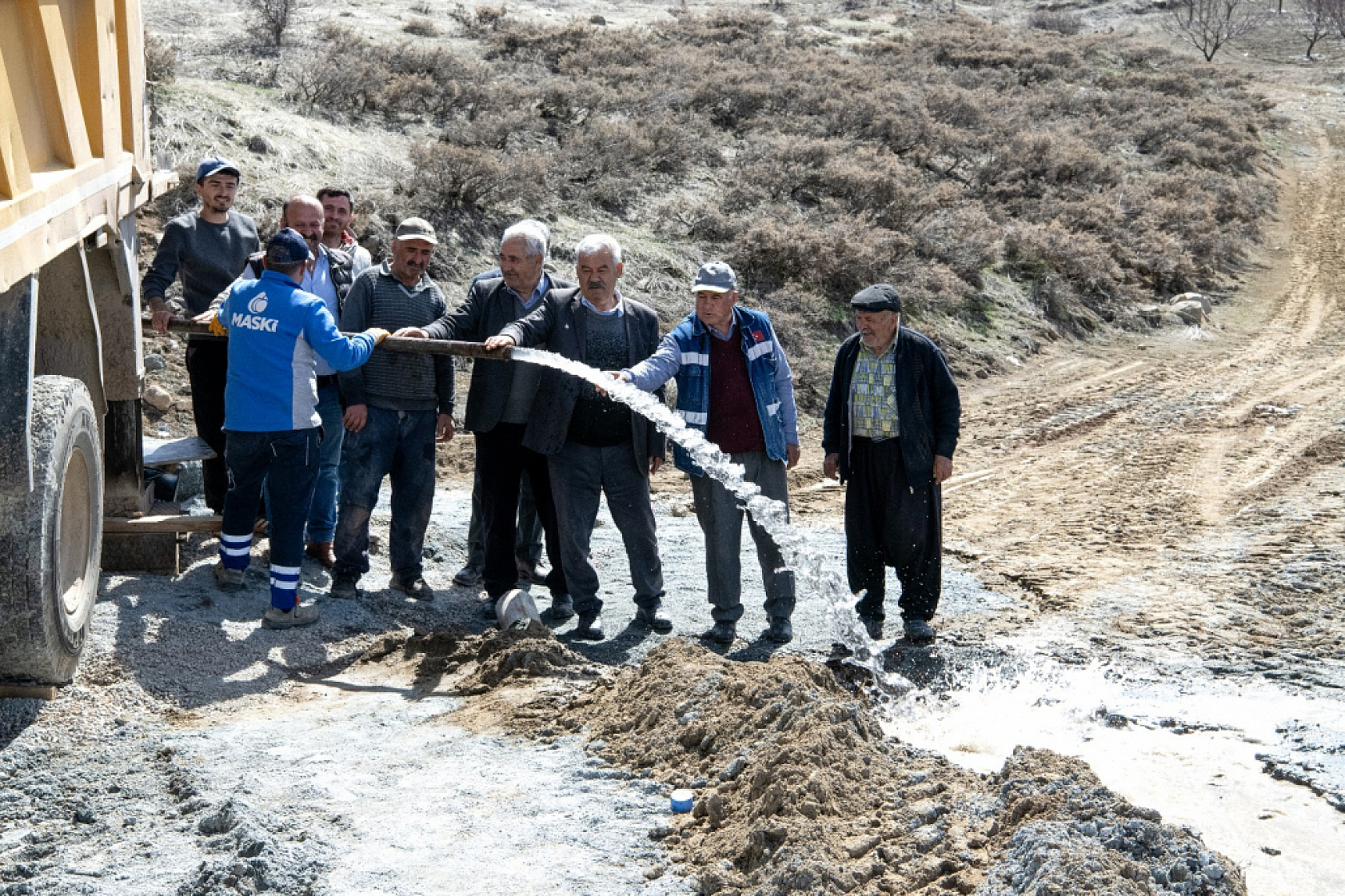 30 yıldır Bidonla Su Taşıyorlardı: Yeni Çalışmayla Saniyede 4 Litre Su Temin Edilecek!