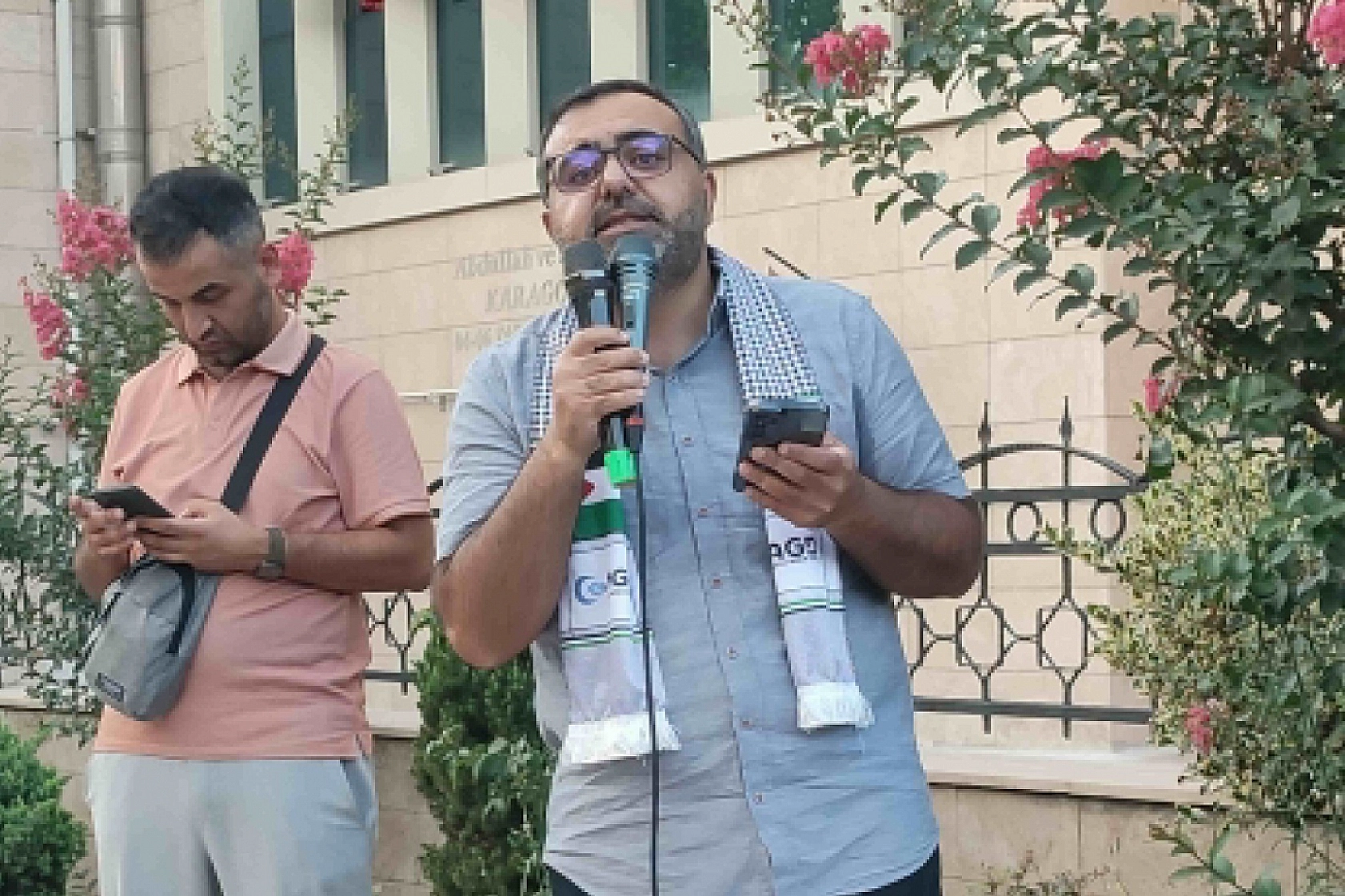 İslam Ülkelerine Çağrı: Suskunluk Zalimi Cesaretlendiriyor