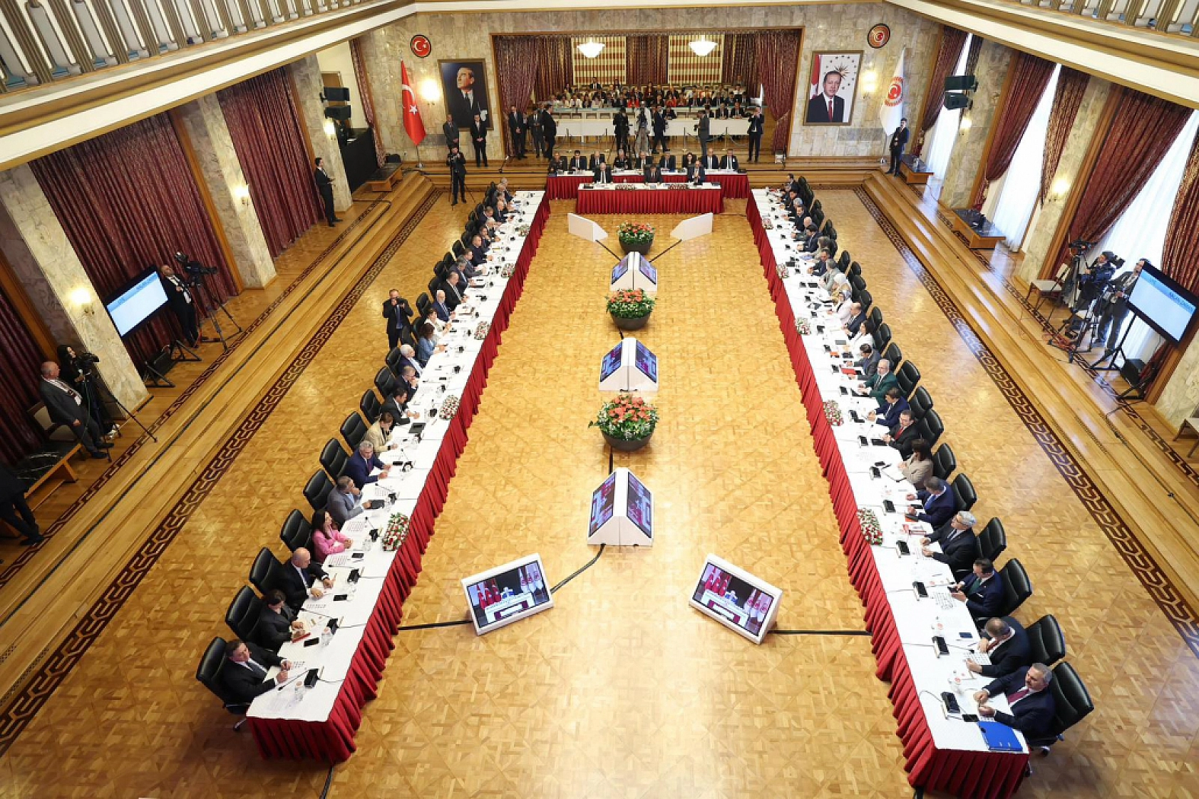 Babacan'dan Yeni Anayasa Vurgusu: Toplumun Her Kesimi Dinlenecek