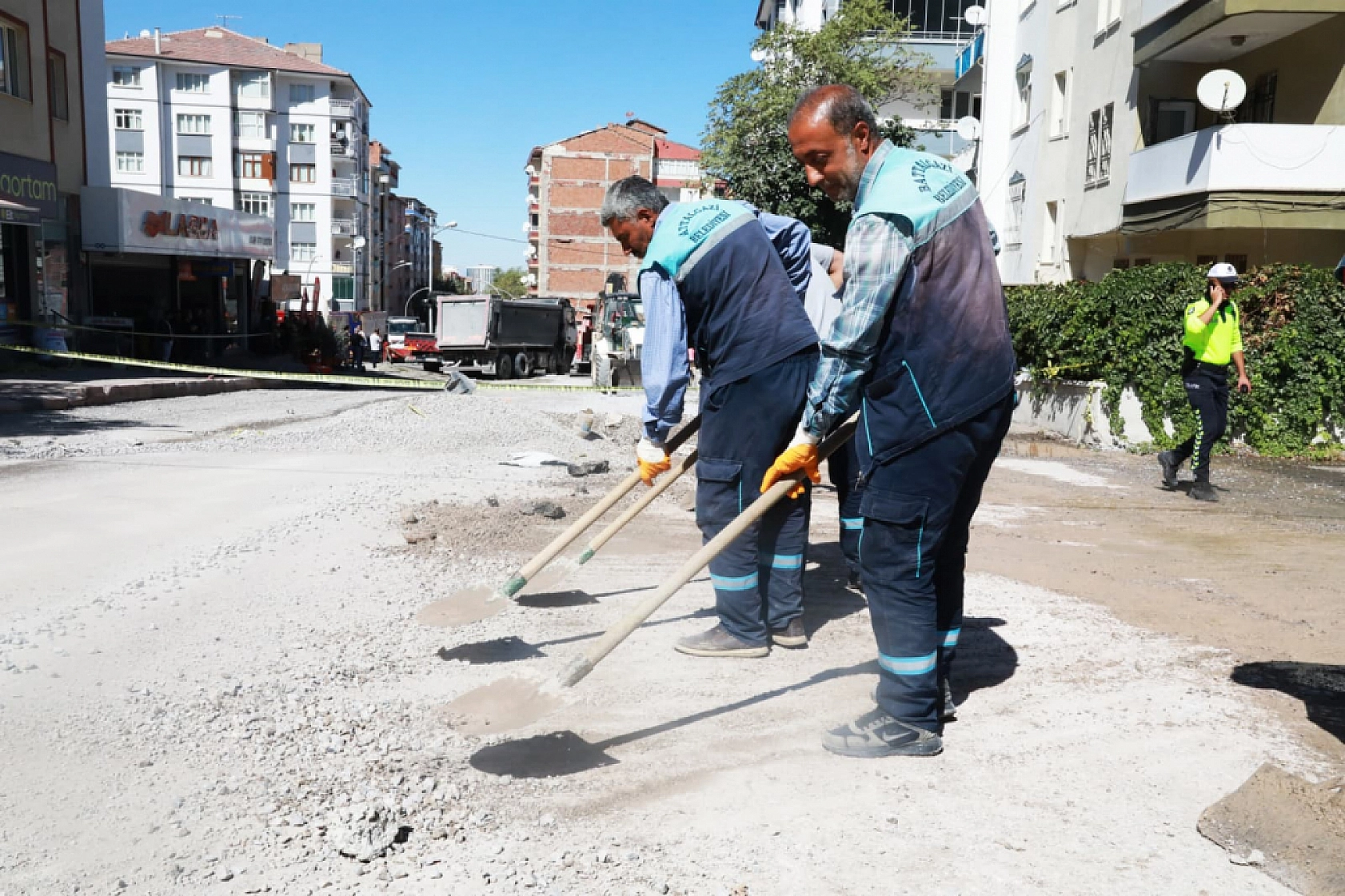 Kaza yeri savaş alanına dönmüştü: Hızlıca onarıldı