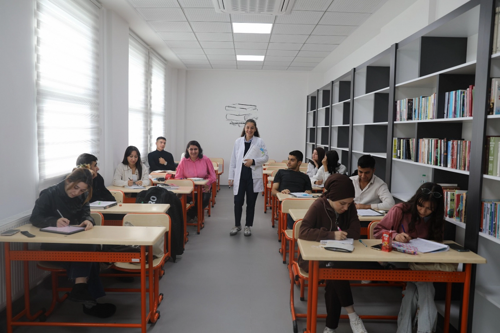 Kurs fiyatları cep yaktı: Belediye öğrenciler için ücretsiz başlattı
