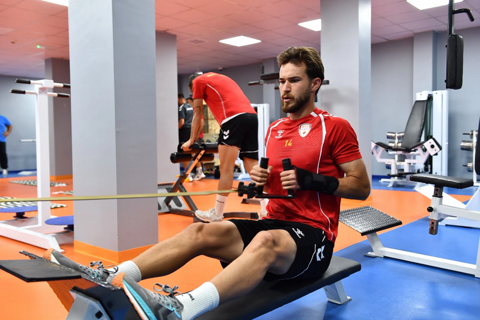 Yeşilyurtspor vites yükseltti