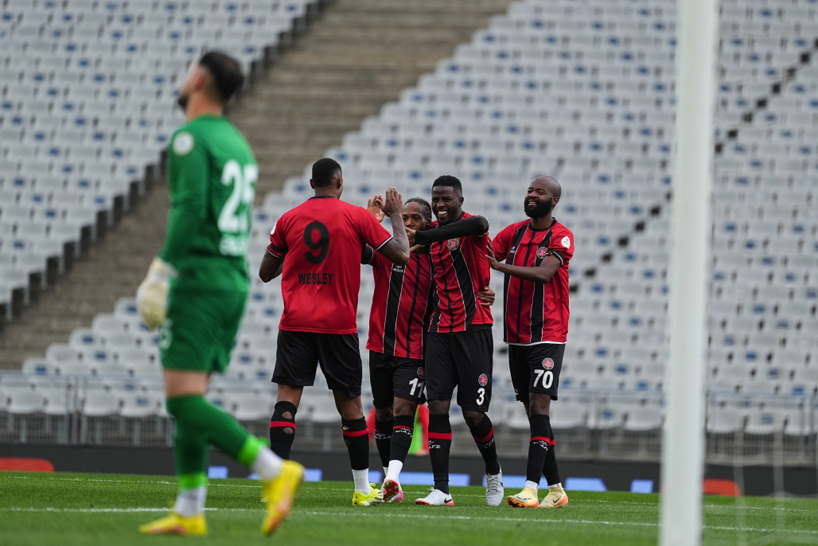 Trendyol 1. Lig Heyecanı: Camacho ve Yaman Arasında Kıyasıya Rekabet!