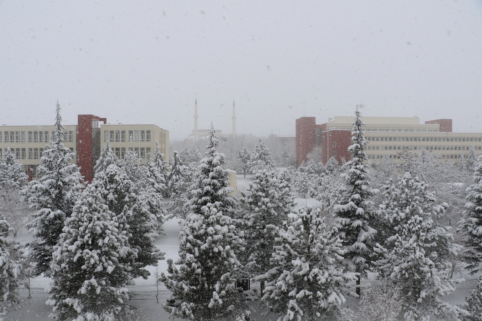 İnönü Üniversitesi'nden Kar Tatili Açıklaması
