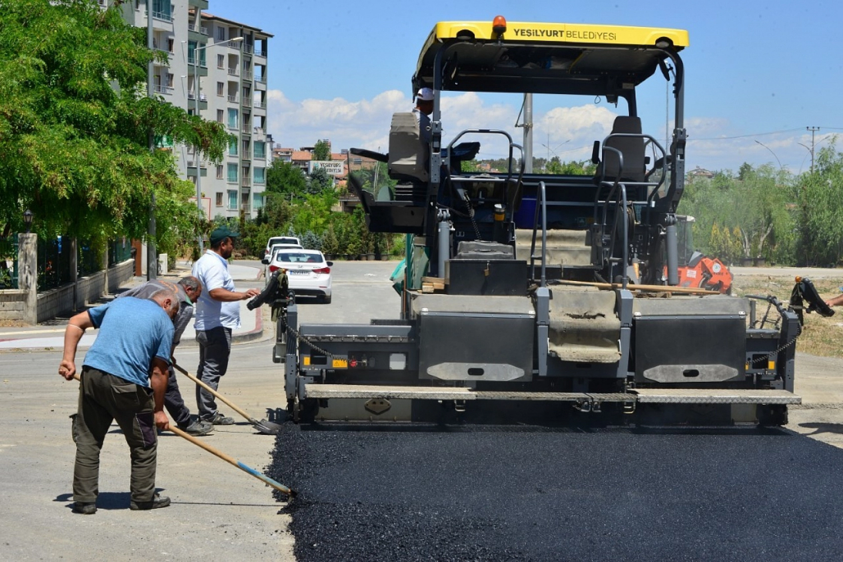 Ulaşım Yatırımında Hedef Aşıldı: Yeşilyurt'a 43 Bin Tonluk Hizmet
