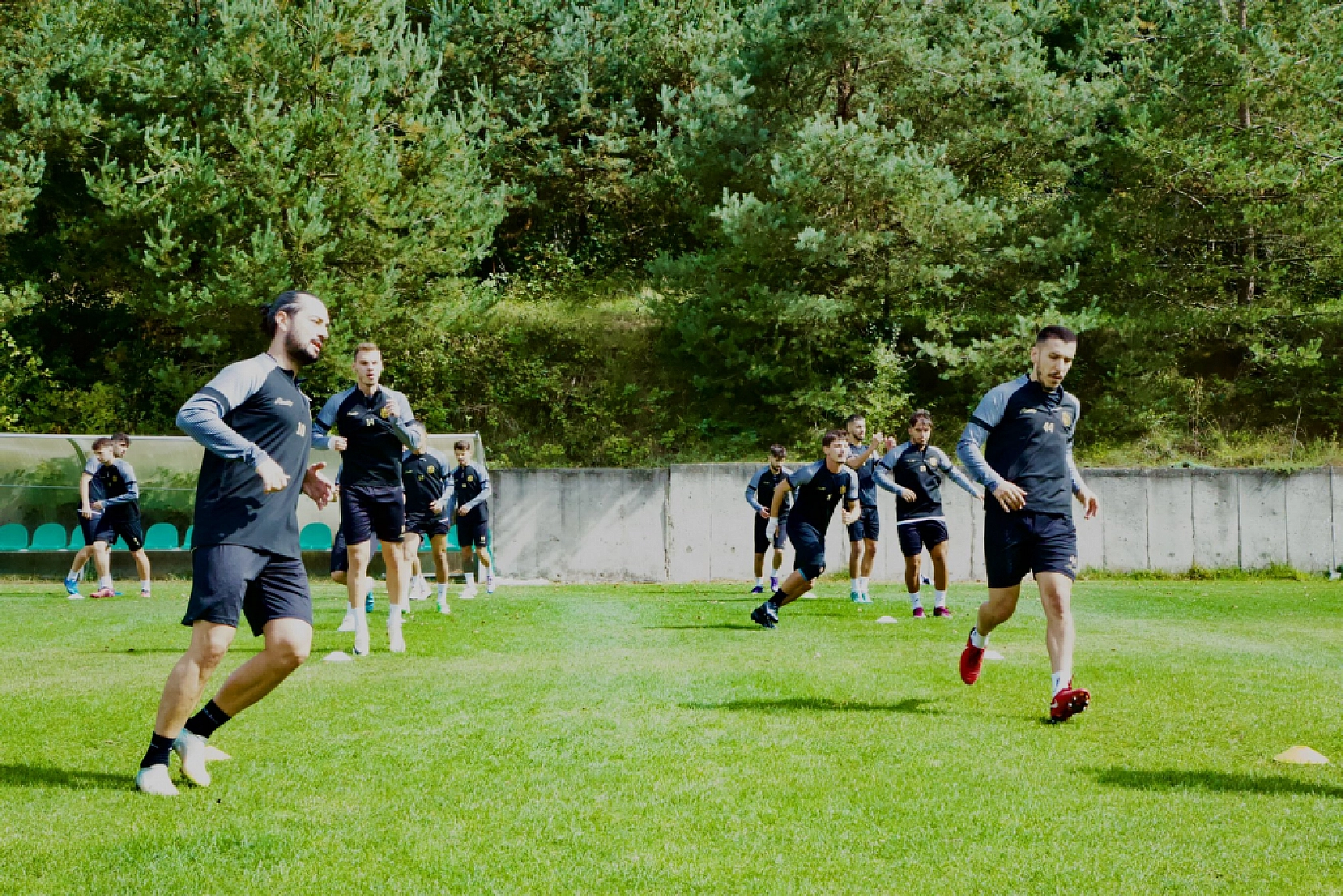 Deprem Felaketi ve Stat Sorunları Malatyaspor'u Vurdu: Malatyalılar Maça Hasret Kaldı...!