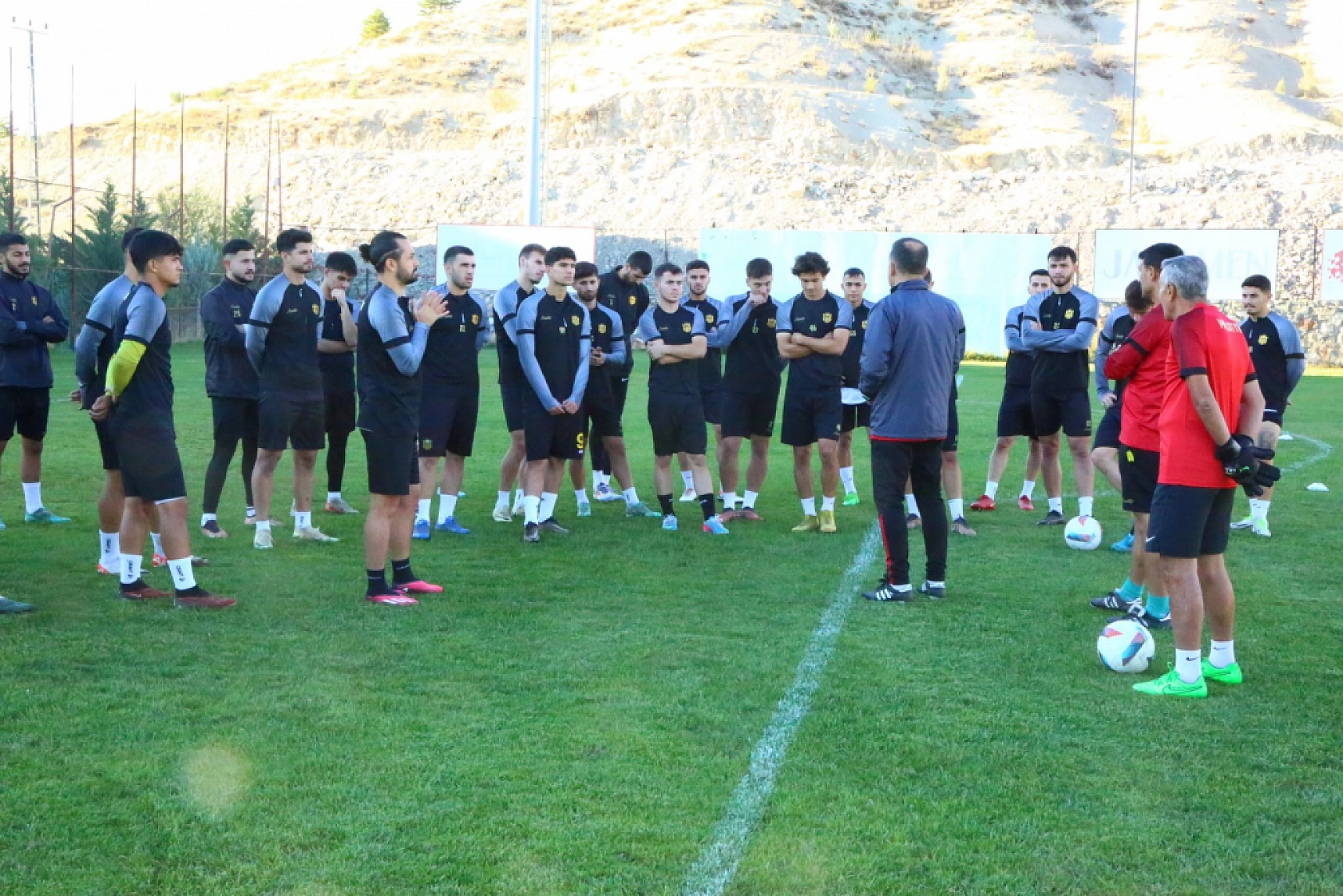 Malatyaspor-Şanlıurfaspor'a Konuk Ediyor: Maç Ne Zaman, Saat Kaçta, Hangi Kanalda?