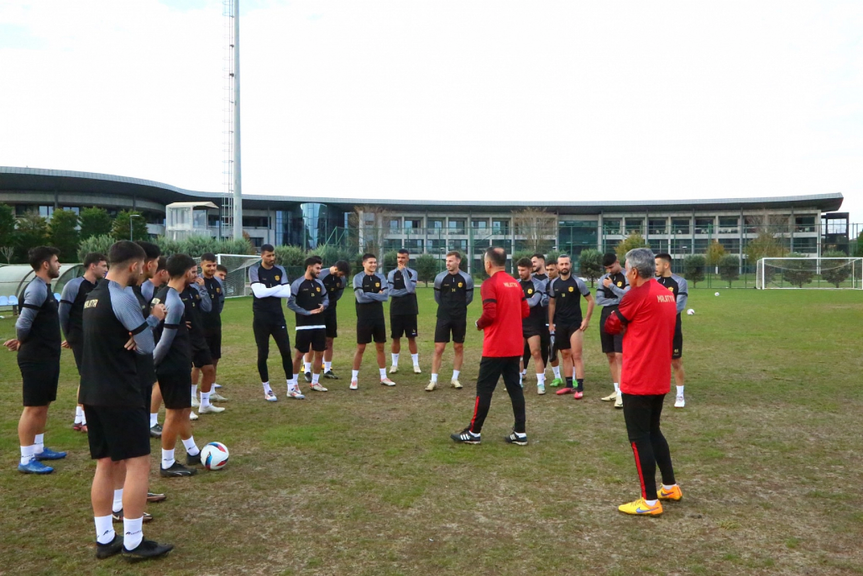 Malatyaspor-Esenler Erokspor'a Konuk Oluyor: Maç Ne Zaman, Saat Kaçta, Hangi Kanalda?