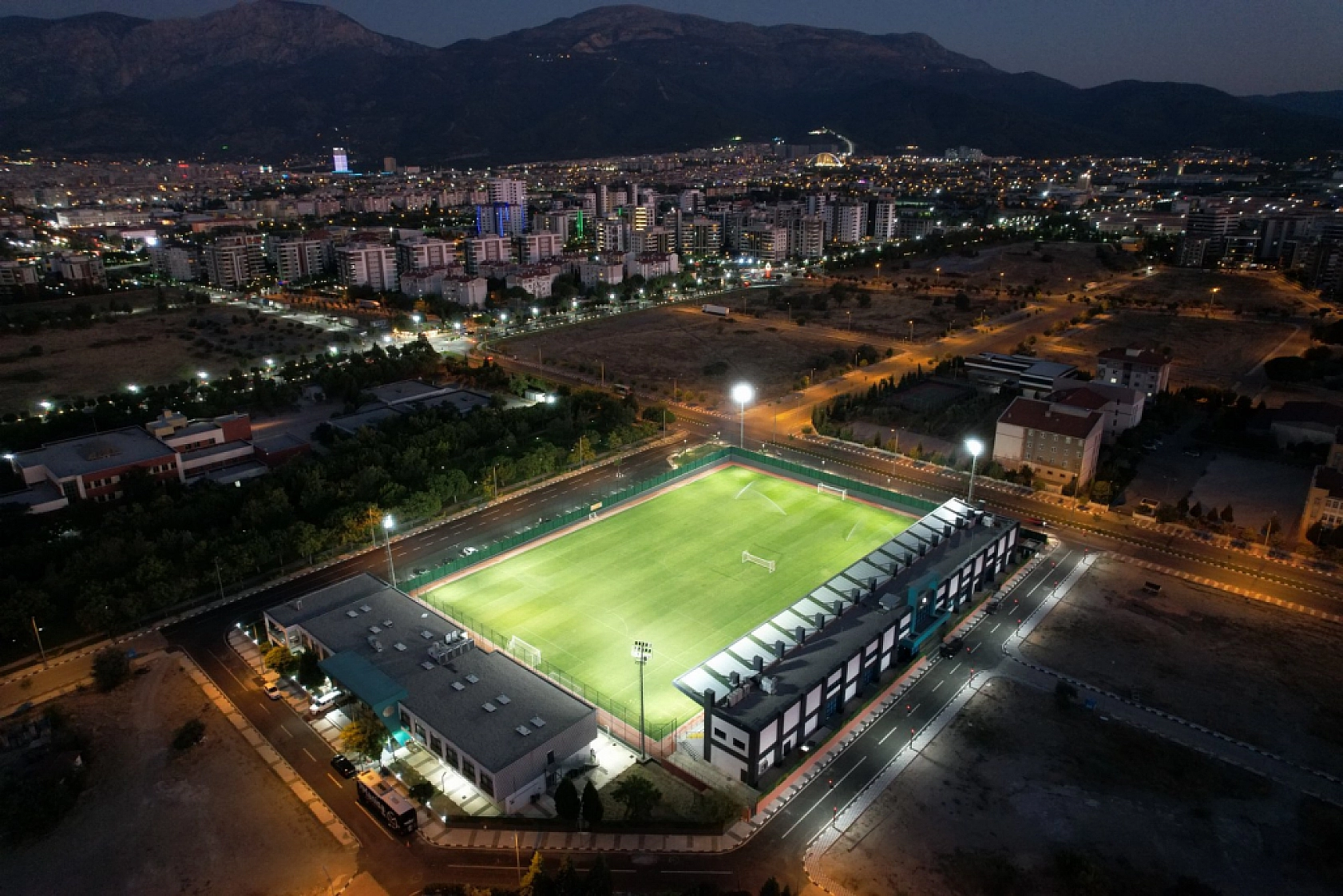 Bakandan Malatya'ya Bir Buçuk Milyarlık Yatırım Sözü