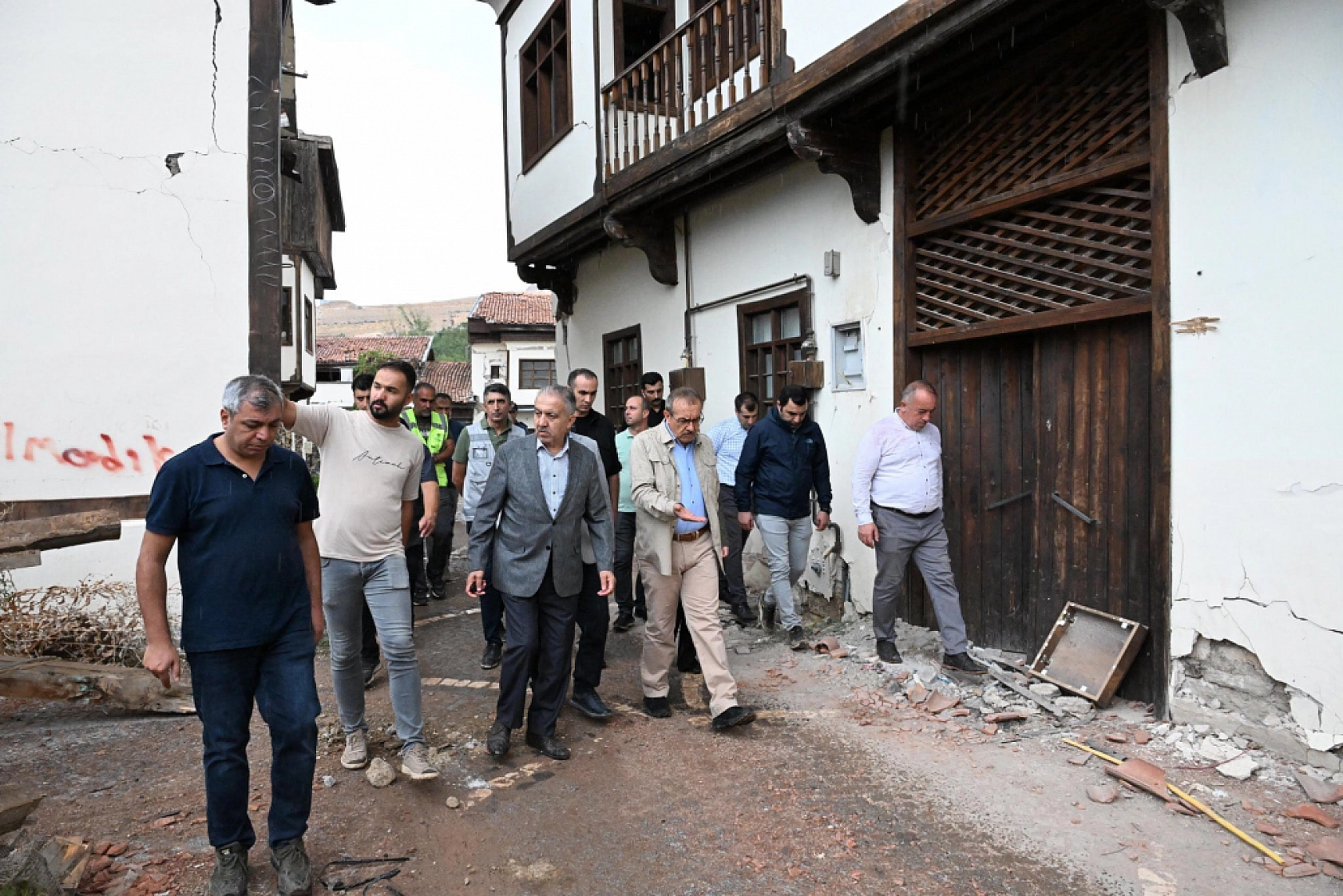 Malatya Valisi Mahalle Mahalle Son Durumu Paylaştı...! 
