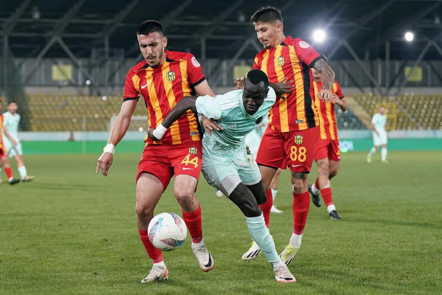 Malatyaspor Urfa'ya Çıkarma Yapacak!