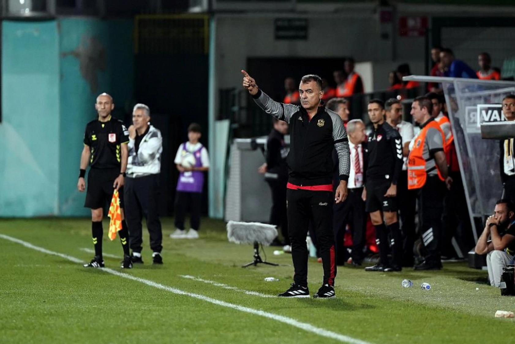 Erteleme Maçında Sürpriz Çıkmadı: Yeni Malatyaspor 6'da 0 Çekti!