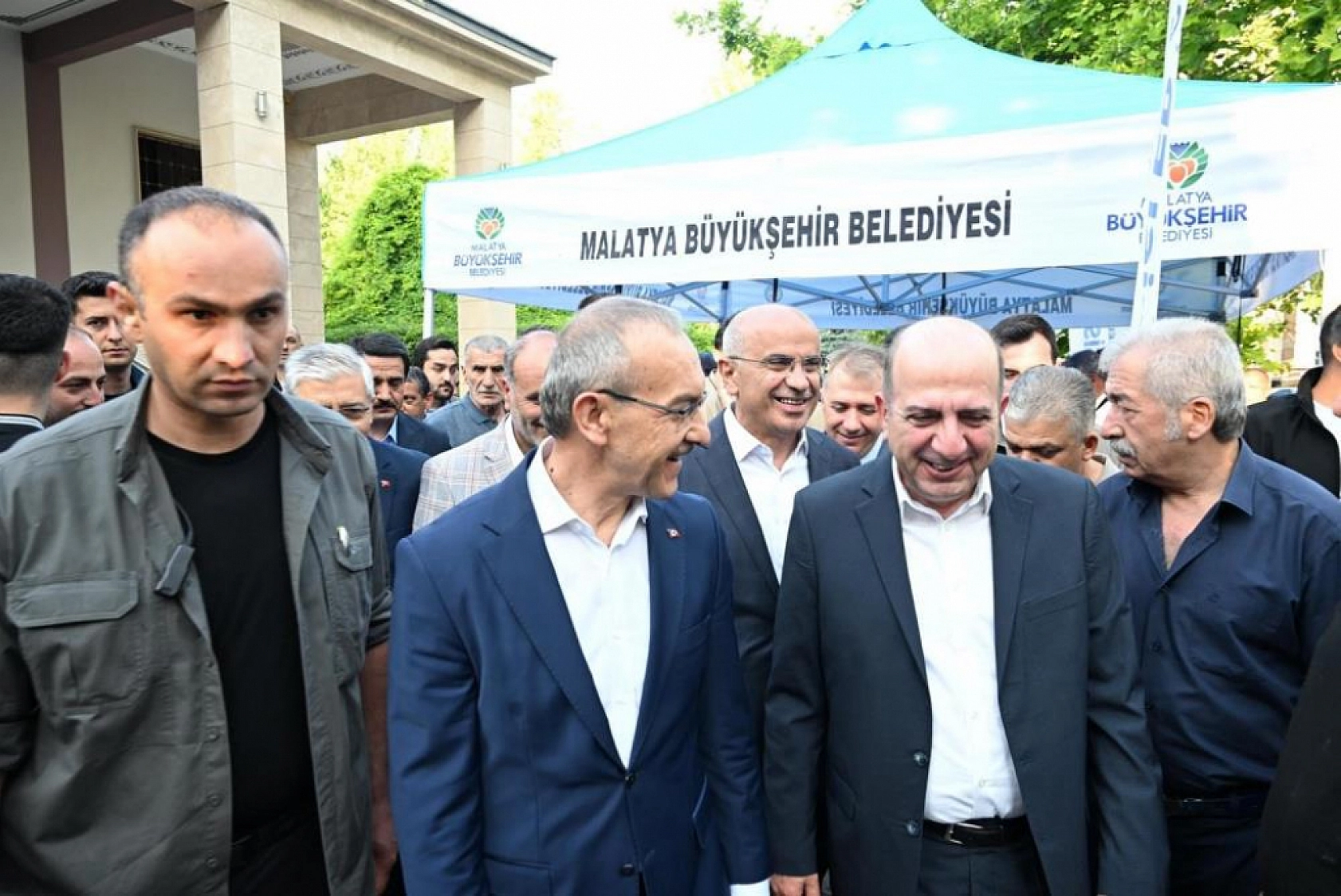 Malatya'da camiler bayram namazında doldu taştı!