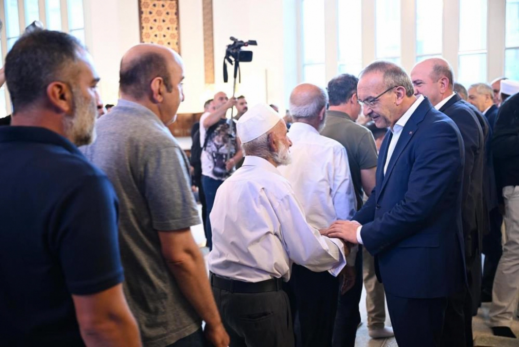 Malatya'da camiler bayram namazında doldu taştı!
