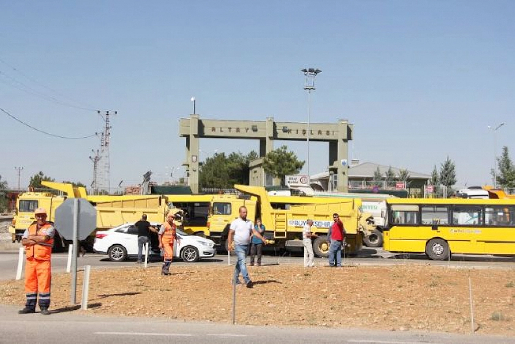 Deprem Sonrası Malatya'da Yapımına Başlanan Dükkanlar, Beklentileri Karşılamıyor!
