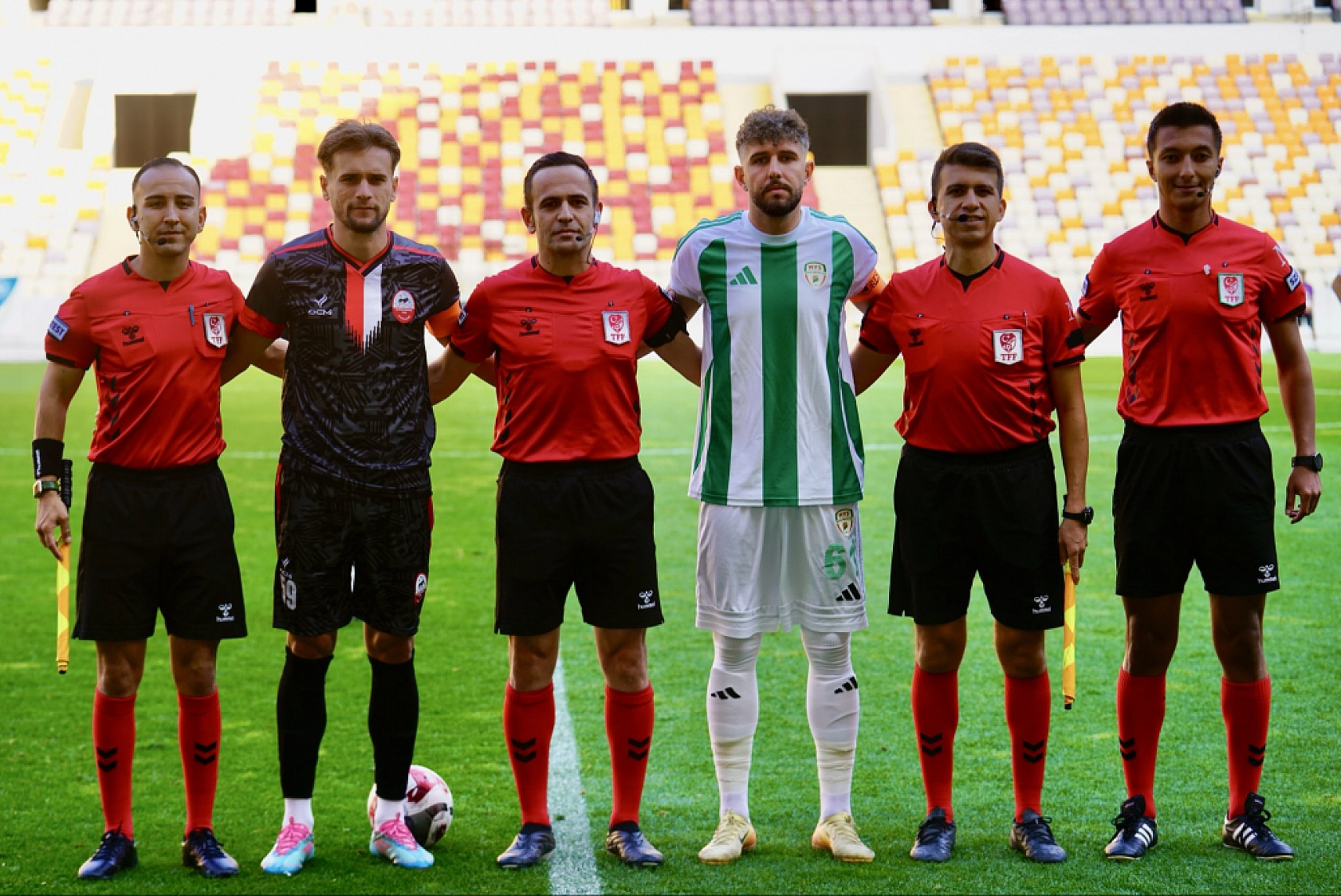 Yeşilyurtspor evinde hezimete uğradı