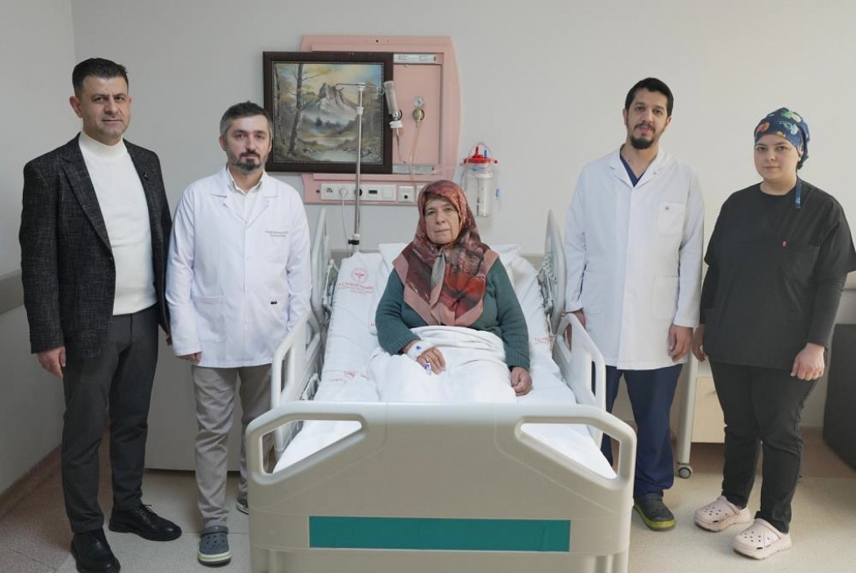 Malatya'da büyük başarı: Vücudundan 2 kiloluk tümör çıkarıldı