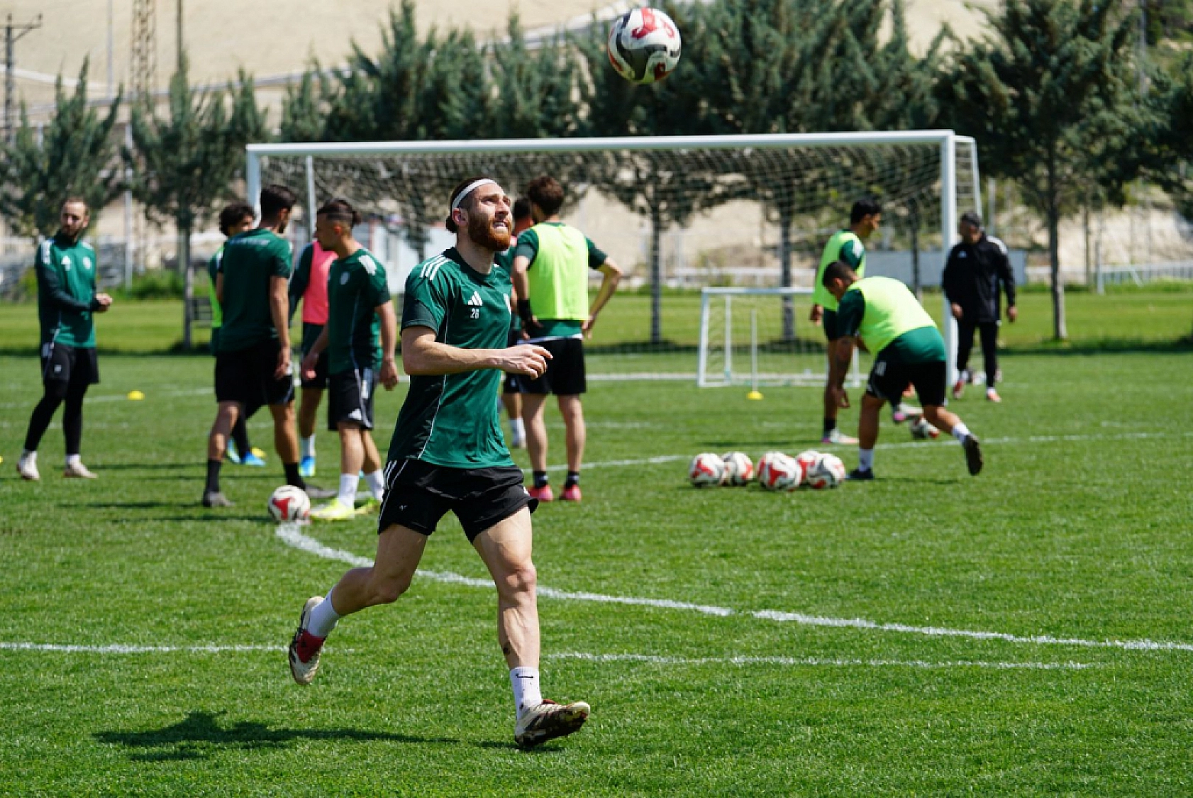 Yeşilyurtspor hazırlıklarını sürdürüyor