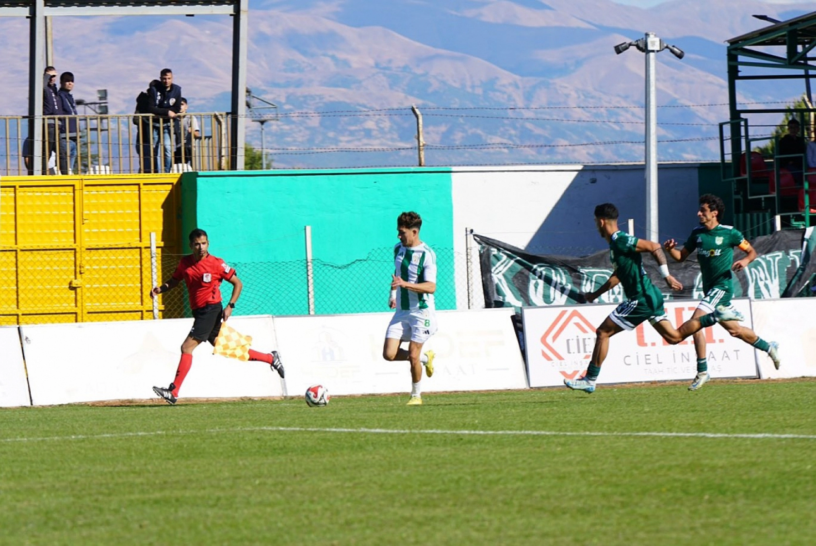 Yeşilyurtspor eli boş döndü!