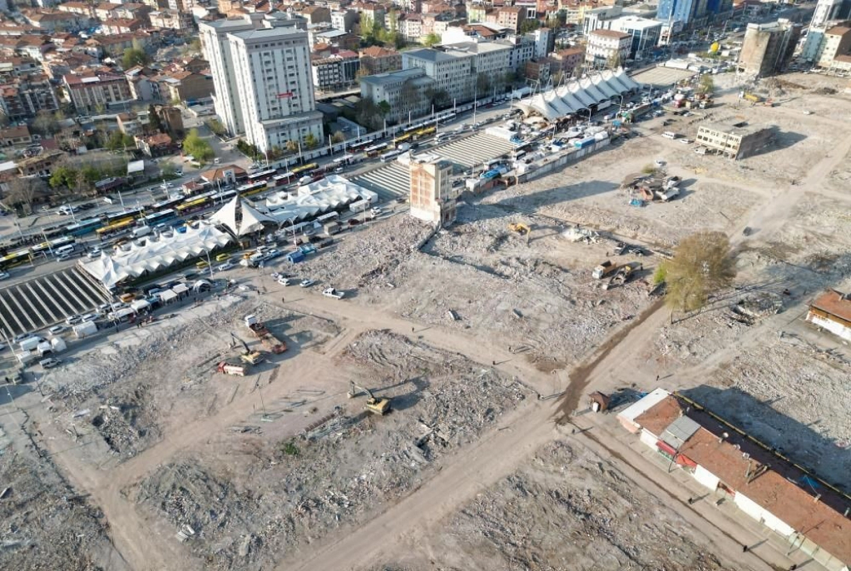 Malatya Bunu Da Gördü! Caminin Bahçesine Cami Yapılıyor..!