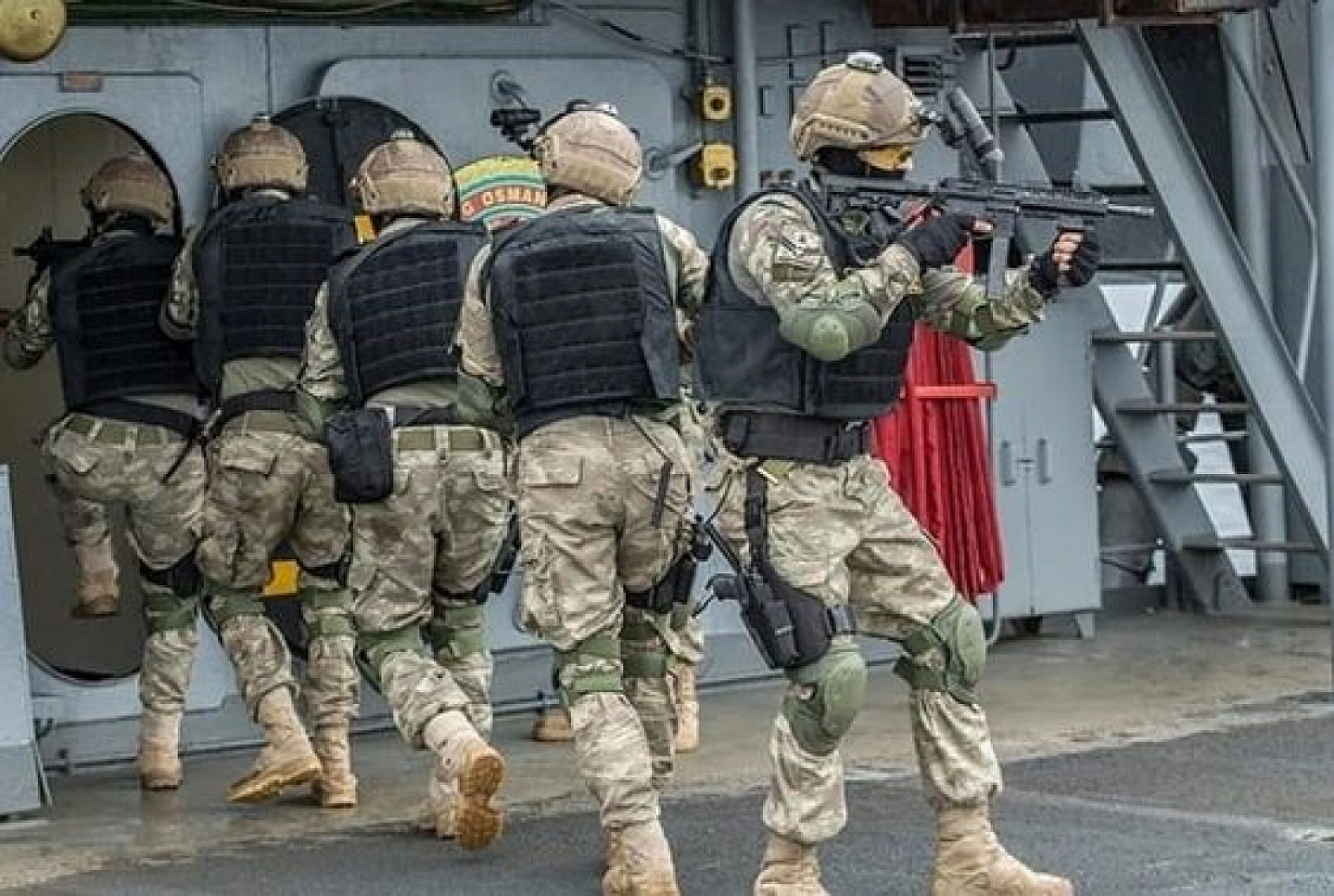 Sözleşmeli Uzman Erbaş Olmak İsteyenler Dikkat! 81 İlde Başvurular Başladı...