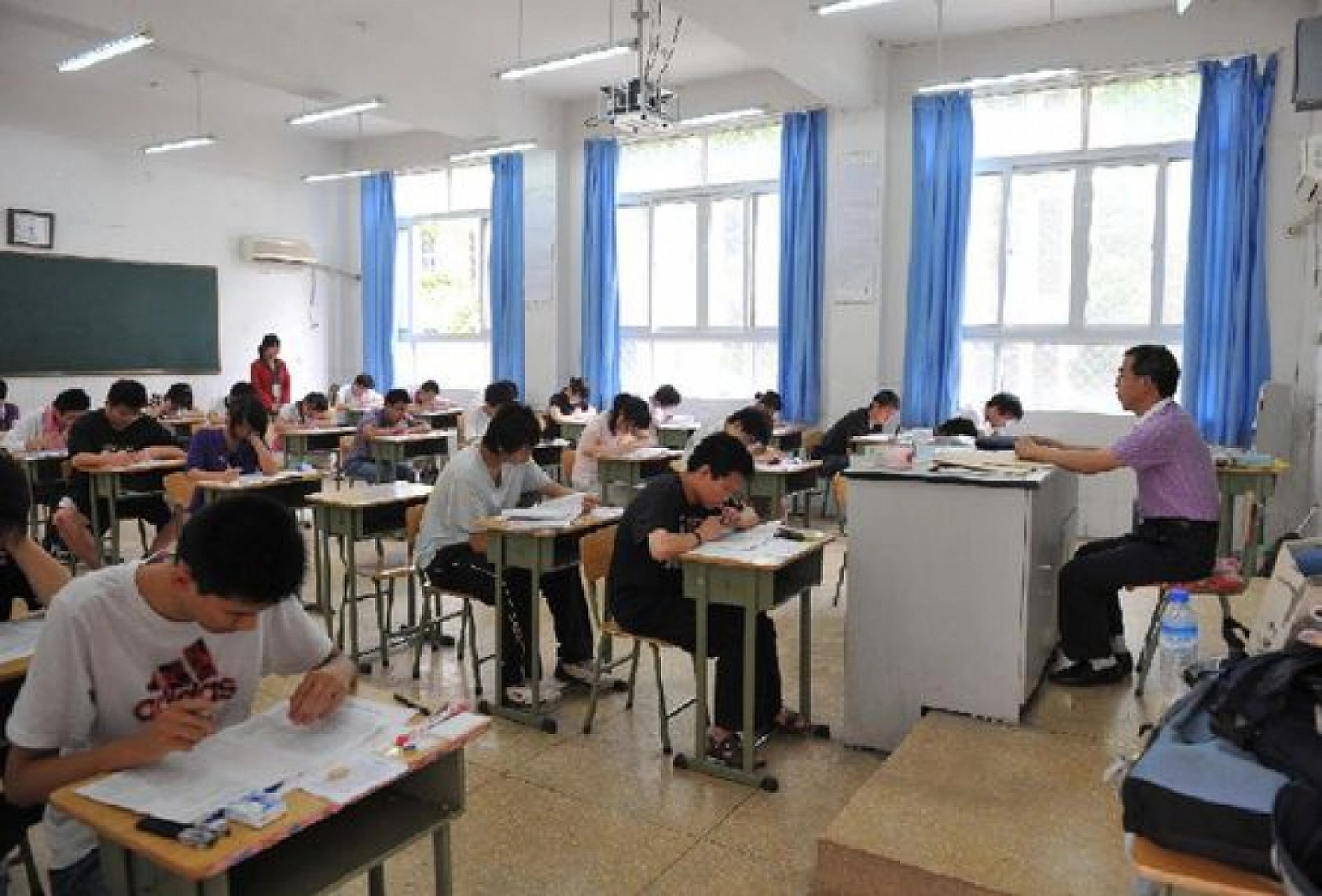 Eğitim Sistemi Yeniden Ele Alınıyor!